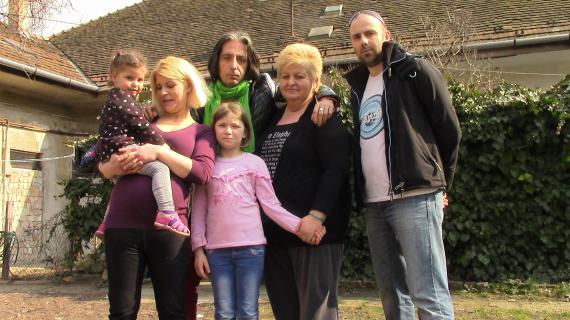 Az anya és 8 utódja kilakoltatásáról döntött a kőbányai mészáros, Kovács Róbert!